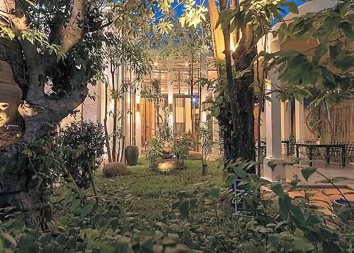 Hotel Yasodharapura 4*